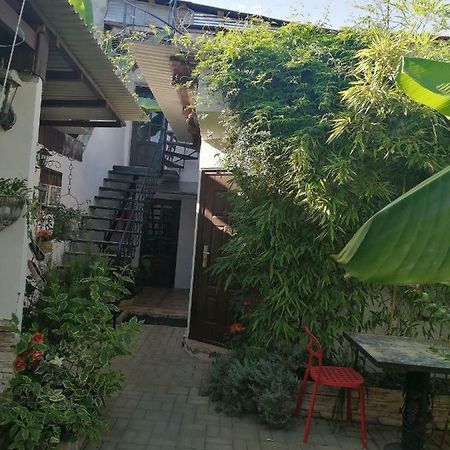 Magnoliia Otel Sohum Dış mekan fotoğraf