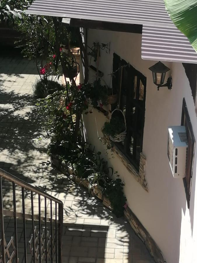 Magnoliia Otel Sohum Dış mekan fotoğraf