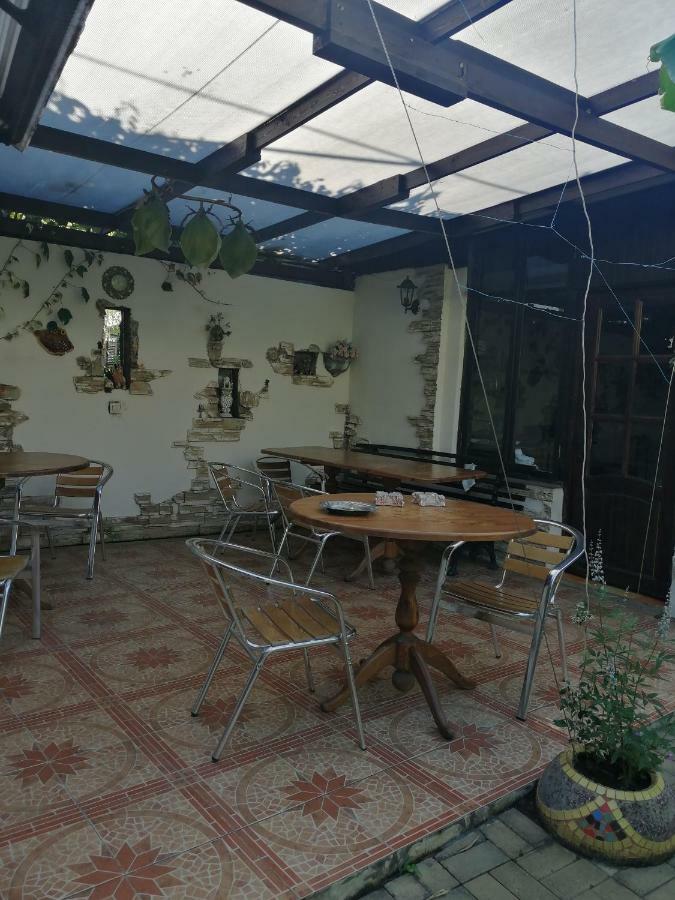 Magnoliia Otel Sohum Dış mekan fotoğraf